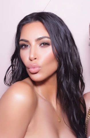 Kim Kardashian Ditches Bra To Flash Extreme Cleavage In Boob Baring