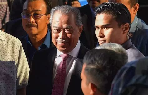 Muhyiddin Lepas Bebas 4 Tuduhan Rasuah RM232 5 Juta Corporate Kini