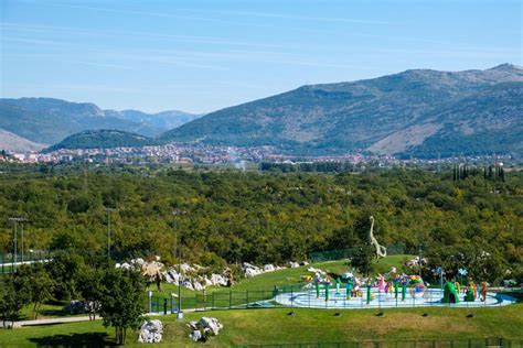 Idealni Porodi Ni Odmor U Trebinju I U Ivajte U Luksuzu I Sadr Ajima