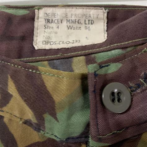 Authentic pre-owned army camo pants 84cm waist/33” - Depop