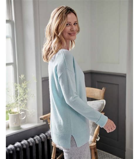 Soft Crystal Blue Luxurious Cashmere Boat Neck Jumper WoolOvers AU