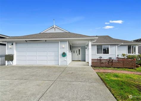 Hansville, WA Real Estate - Hansville Homes for Sale | Redfin Realtors ...