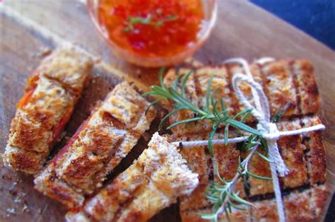 Fire Roasted Sandwiches With Delicious Sweet Chili Dip