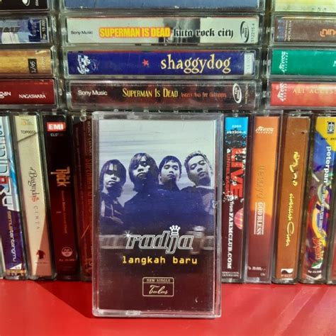 Jual Kaset Pita Radja Langkah Baru Tulus Bulan Shopee Indonesia