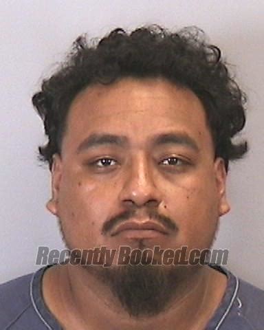 Recent Booking Mugshot For RAFAEL OLIVER In Manatee County Florida