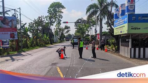 Diduga Terobos Bangjo Truk Tabrak Pemotor Hingga Tewas Di Kulon Progo