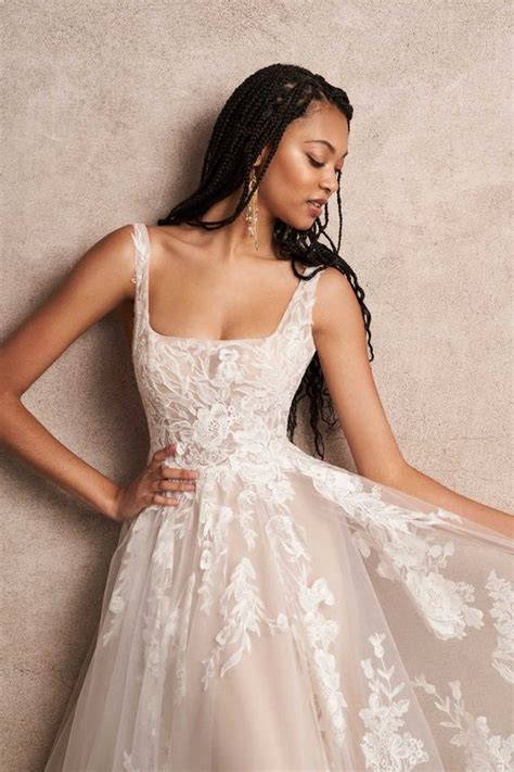 Pin De Storm Em White Formal Dresses Casamento Elegante Veatido