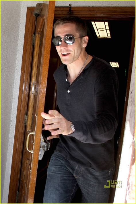 Photo Jake Gyllenhaal Paparazzi 10 Photo 2445155 Just Jared