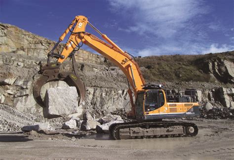 Comparing Excavator Grapple Attachments The Attachment Company Llc