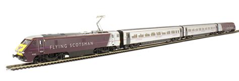 Hornby R3133 East Coast Flying Scotsman Train Pack With Class 91