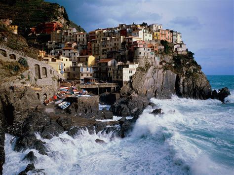 Manarola Night Italy Wallpapers Wallpaper Cave