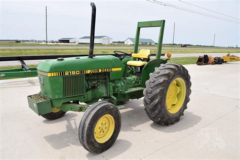 JOHN DEERE 2150 For Sale In Kingdom City, Missouri | TractorHouse.com