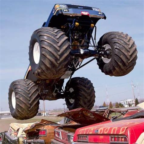 Bigfoot The Original Monster Truck Blue Oval Trucks