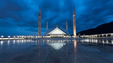 Faisal Mosque Islamabad | Detailed Guide To The Iconic Mosque