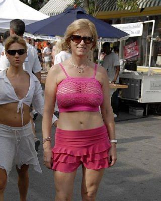 Matures MILF Exhibition Public Mature MILF Public Exhibi Porn