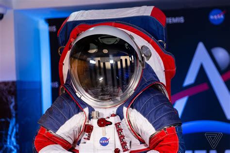 NASA unveils future Moon spacesuits that should be ready by 2024 - The ...