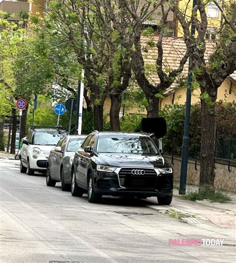 Pista Ciclabile Invasa E Marciapiedi Distrutto E Nessuno Al Comune Fa