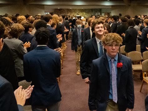 Freshman Tradition Resumes at Mass of the Holy Spirit - St. John's Jesuit
