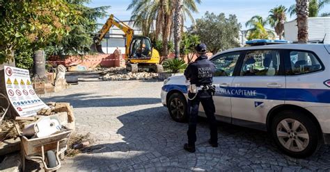 Colpi Di Pistola Contro La Casa Di Un Casamonica A Roma