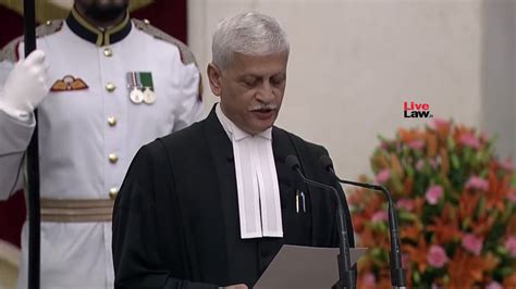 Watch Justice Uu Lalit Sworn In As The Th Chief Justice Of India