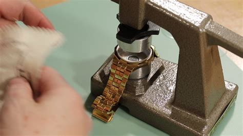 How To Remove A Bezel Fit Watch Crystal With A Watch Crystal Press