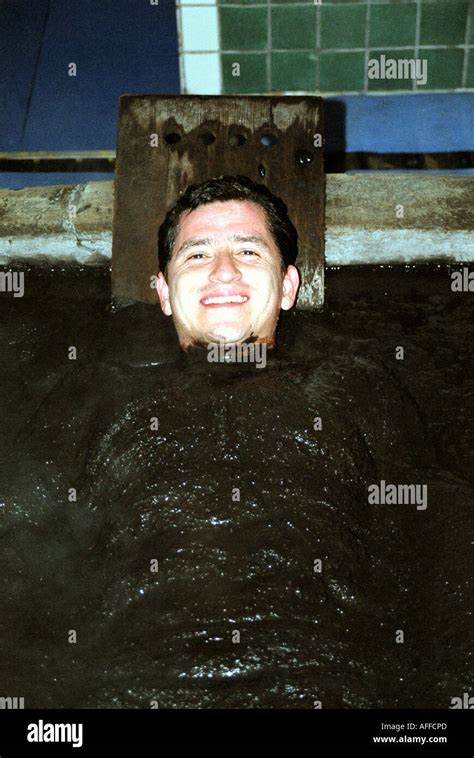 Mud bath at calistoga spa hi-res stock photography and images - Alamy