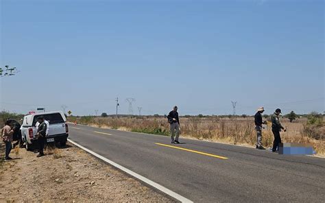 Mujer muere tras ser arrollada sobre la carretera México 15 en Culiacán