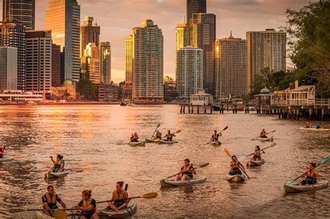 Guided Kayak Night Tour 15 Hours Brisbane River Adrenaline