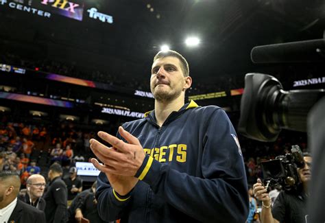 Nikola Jokić puts on a show as Denver Nuggets advance to the Western ...