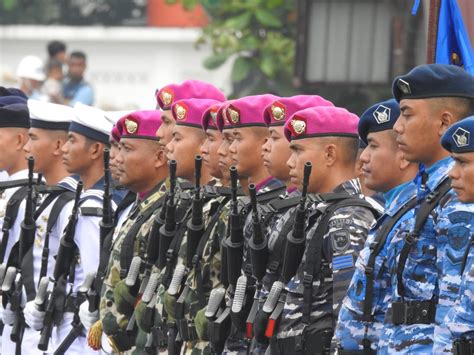 Prajurit Yonmarhanlan Ii Sukseskan Rangkaian Upacara Hut Tni Ke 78 Di