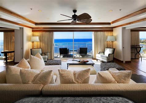 Top 10 Must Stay Hotels in Oahu