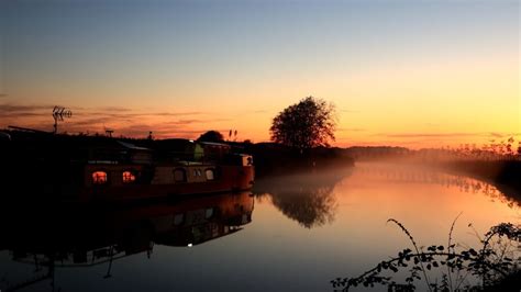 Best Canal Boat Holidays in France: Explore the Scenic Waterways of the ...