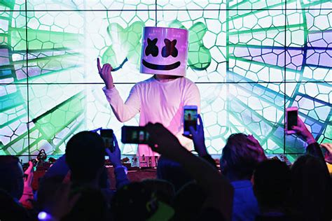 Marshmello Performs Private Concert For SiriusXM At The YouTube Space In New York City Photos ...