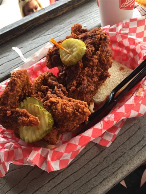 Hattie Bs Hot Chicken The Original Location In Nashville R Foodporn