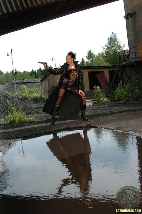 Babe With Gun Porn Pictures XXX Photos Sex Images PICTOA