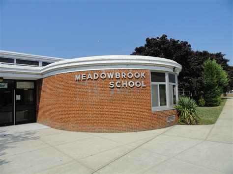 Meadowbrook Elementary School Honors Vets | East Meadow, NY Patch