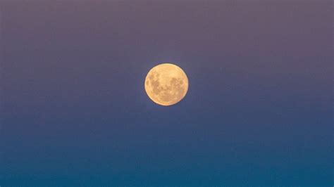 Next BLUE SUPERMOON For 2024 NEWS IN A MINUTE YouTube