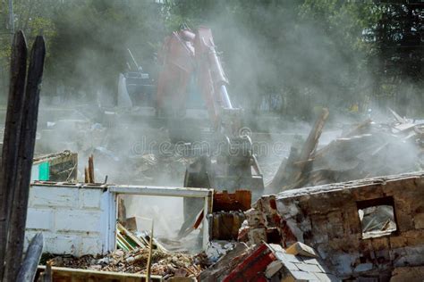 Demolish house stock photo. Image of demolish, construction - 1537784