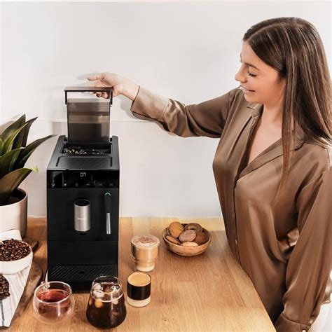 Cremmaet Compact Steam Kompakter Kaffeevollautomat Cecotec