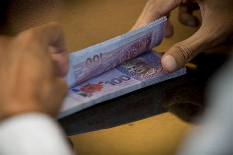 Ringgit Strengthens Further Against US Dollar Highest Since June