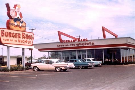 The First Locations of Famous Fast Food Restaurants | Reader's Digest