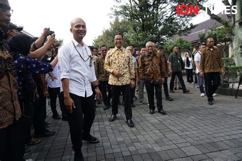 Pagi Ini Anies Bertemu Dengan Sri Sultan Hamengku Buwono X