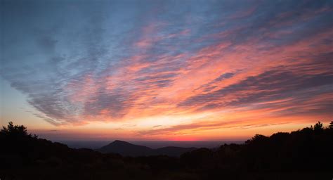 Old Rag Mountain Sunrise Photograph by Cindy Archbell - Pixels