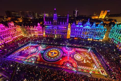 À ne pas manquer le Tapis de Fleurs est de retour sur la Grand Place