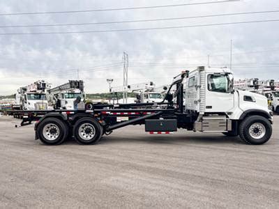 2025 Volvo VHD64 Roll Off Truck DD13 D 455HP For Sale Lynchburg