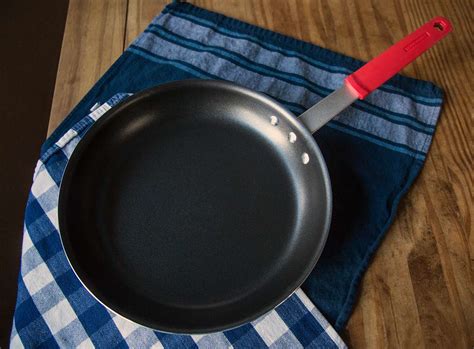 The 8 Best Nonstick Pans Of 2021