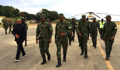 PHOTOS RDF Army Chief Of Staff Urges Troops In Mozambique To Intensify