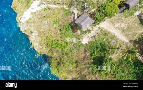 Rumah Pohon Treehouse On Nusa Penida Island In Bali Overlooking Diamond