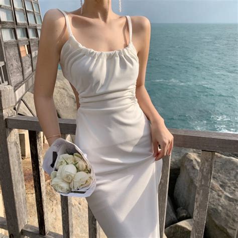 Váy trắng đi biển cổ yếm maxi đầm đi biển dài dự tiệc nữ đẹp 2 dây dáng dài bikini kiểu Hàn Quốc