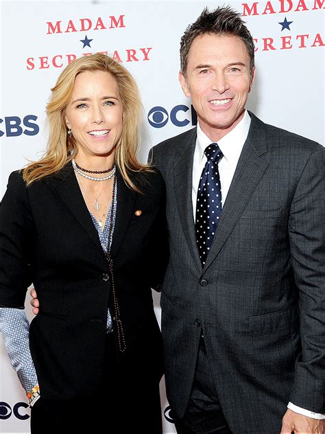 Tea Leoni Is Dating Madam Secretary Costar Tim Daly : People.com